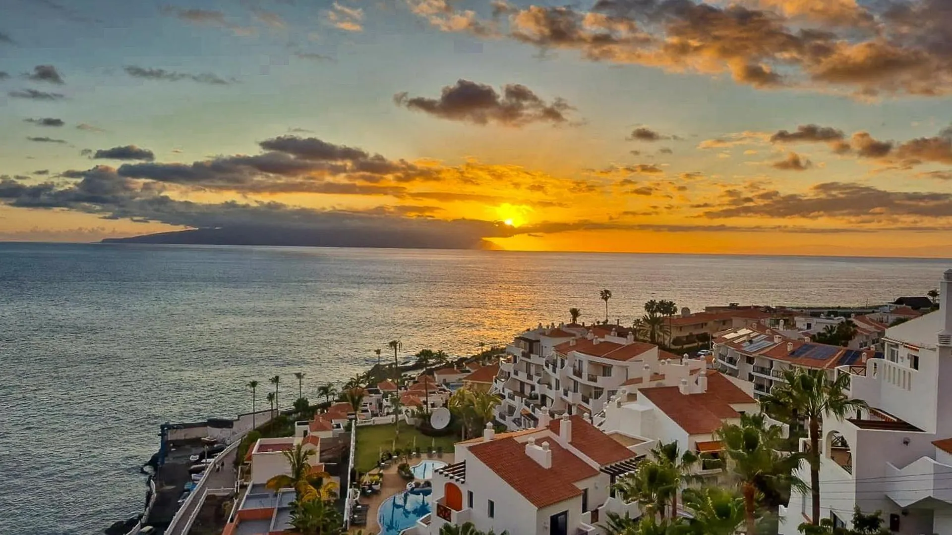 Sunset Delicias Del Mar contacts